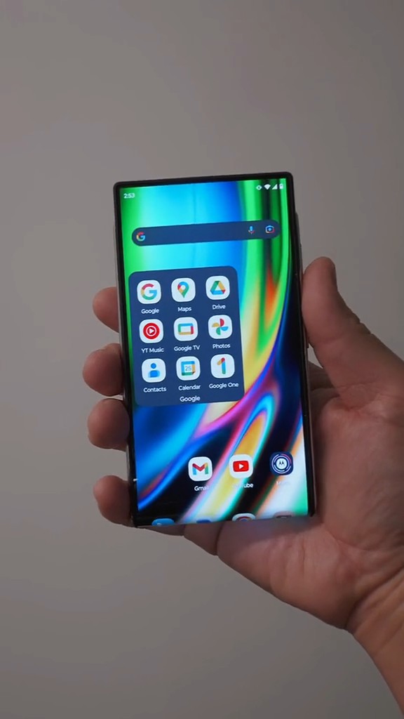 This is Motorola Rizr Rollable. This will blow your mind. 🤯 Apple who?? #Tech