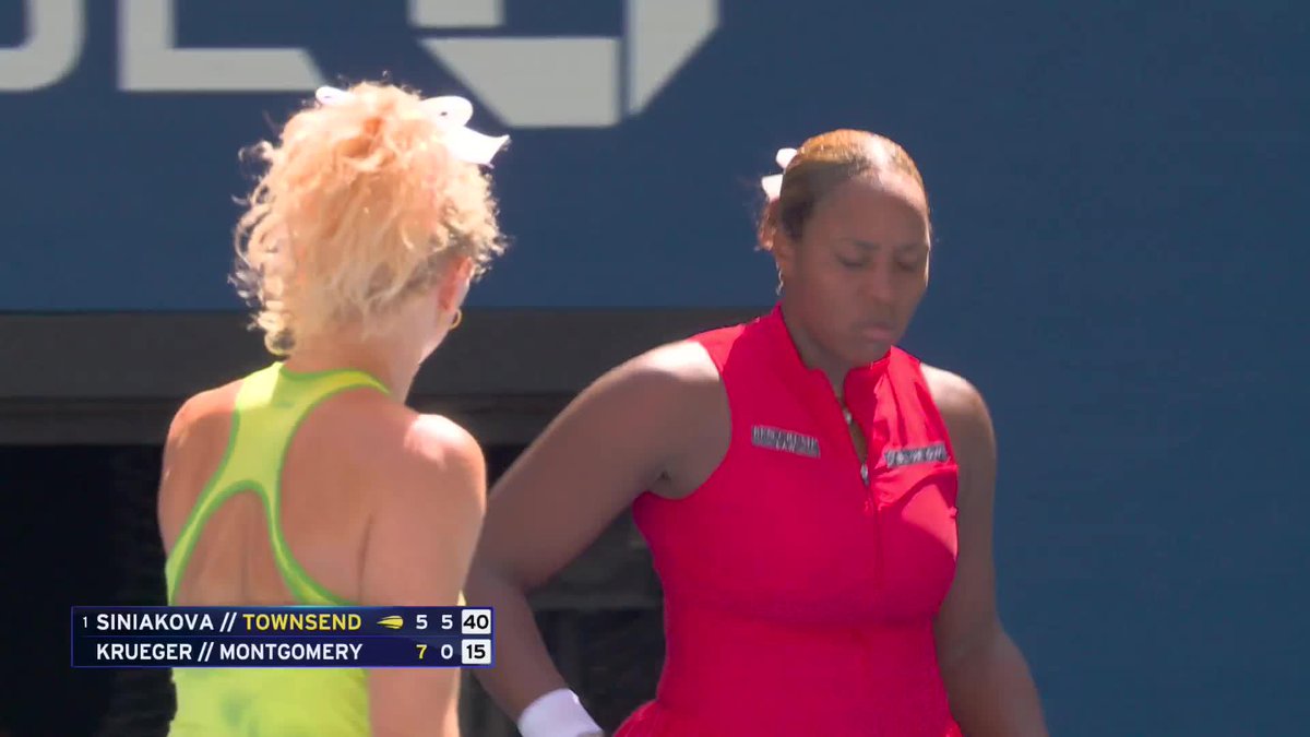All square. All to play for 👀 🍿 Siniakova/Townsend hit back to force a deciding set.
