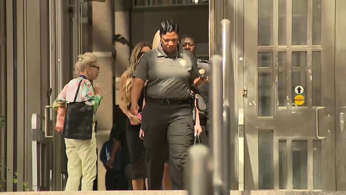 Kim Zolciak & Brielle Biermann stay mum after leaving Kroy Jr.'s sexual battery hearing. 🎥:Fox 5/WAGA TV