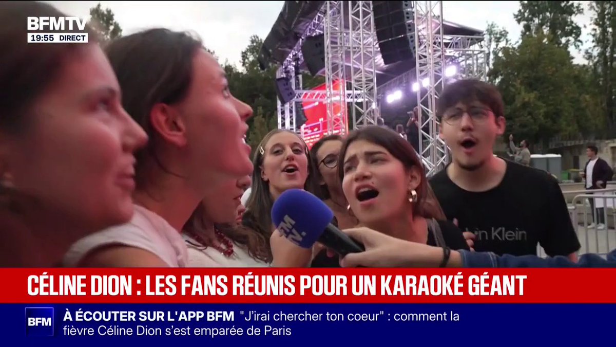 Plus de 5.000 fans de Céline Dion rassemblés à Paris pour un karaoké géant