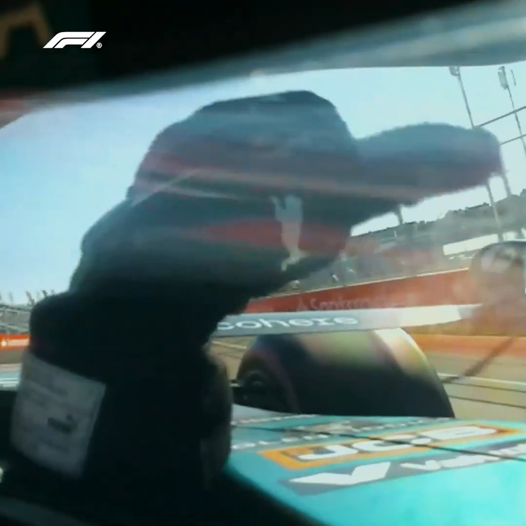 Thumbs up in FP2, with absolutely no sarcasm detected 👍😭 #F1 #SpanishGP