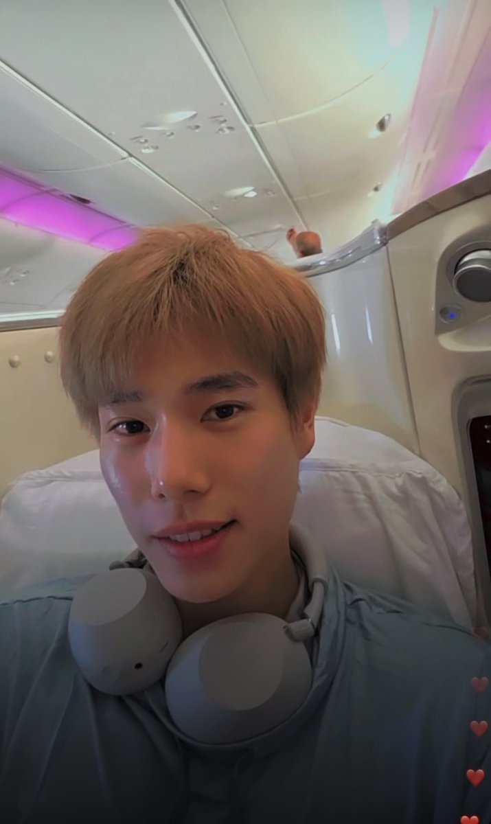『❣️Phuwin’s IG Live』 ภูวินทร์มาไลฟ์ทดสอบความเร็วเน็ต เอ็นดูน้องโฟร์ทนอนอยู่นึกว่าฝัน 😅 รีแคปแฟชั่นวีคนิดหน่อยแล้วก็หนีไปนอน ปรับเวลาให้ตรงกับที่ไทยจะได้ไม่เจ็ทแล็ค Full live ⭑.ᐟ 12SEP Embraces PHUWIN ❥phuwintang🍯 #phuwintang #winniethephu