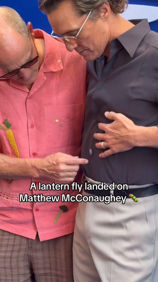 Woody Harrelson and Matthew McConaughey together at the US Open semifinals 🤣