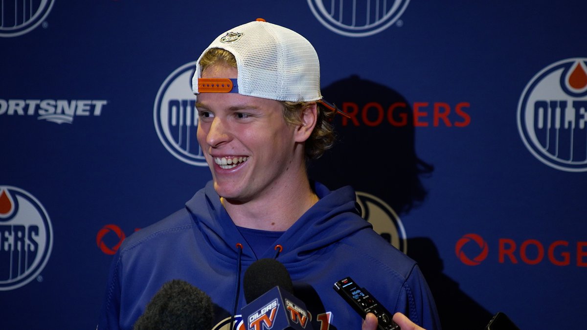 "Trying to be a leader &amp; help the guys maybe it's their first rookie camp." Josh Samanski spoke with the media about stepping up during #Oilers Rookie Camp. Enterprise | #LetsGoOilers