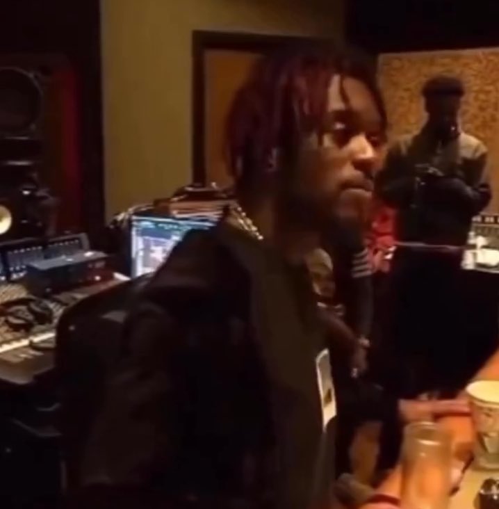 throwback to when Lil Uzi Vert had to remind DJ Akademiks that him & Carti are two different people 😭