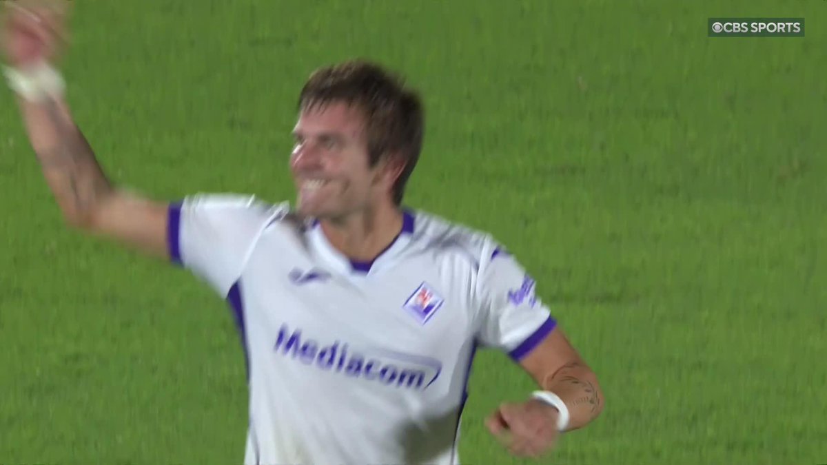 Franco Mastantuono gets his hat-trick 🎩 Watch Venezia vs. Fiorentina on Paramount+ 📺