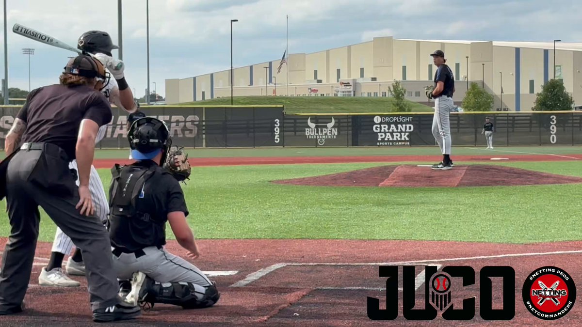 FR. RHP Yunus Hamideh (Kirkwood Baseball) gave an intriguing look on the mound to close things out. FB: 88-90 mph; T92; heavy ASR SL: mid-70s #PumaClassic | PUMA Classic