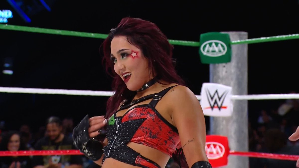 POP ROX 🔥 roxanne is the NEW No. 1 Contender for the Reina de Reinas Championship!