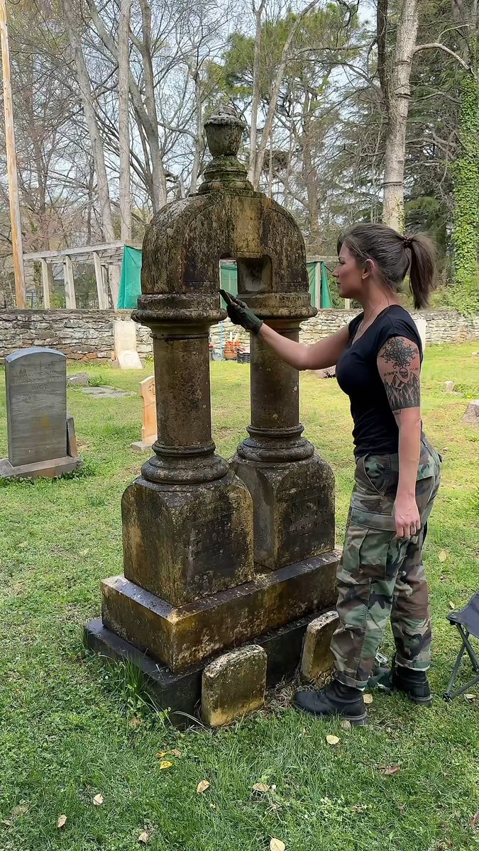 🪦 A dramatic transformation at the old Fourth Creek Cemetery in Statesville, NC. April vs. September
