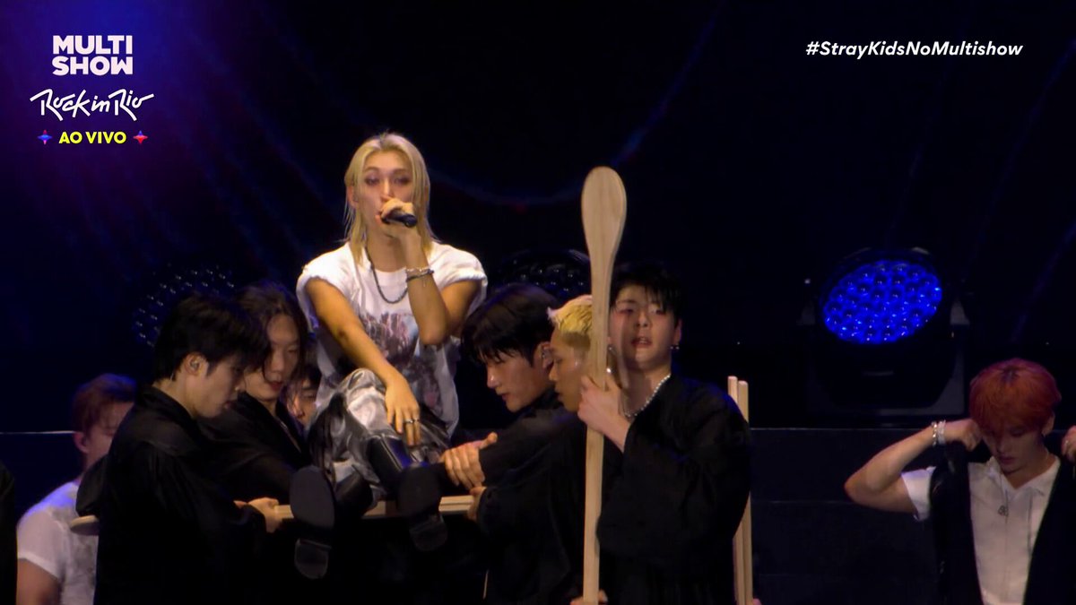 VEIO AÍ O NE SONNIM DO HYUNJIN NO ROCK IN RIO #StrayKidsNoMultishow #RockinRioNoMultishow