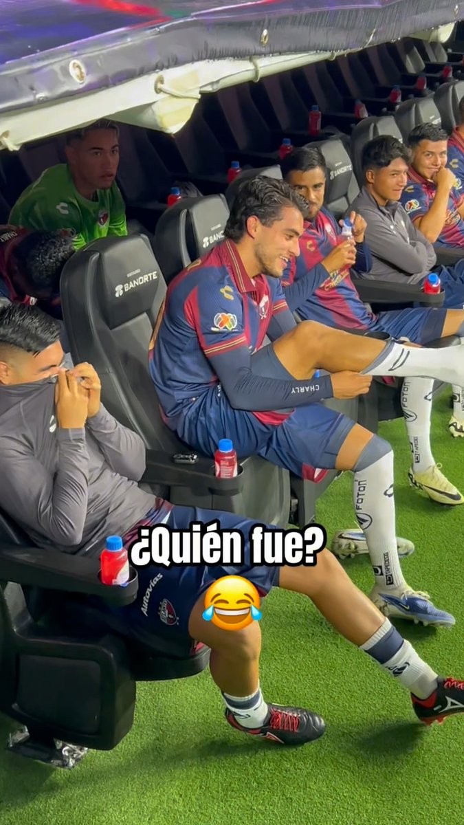 😂 ¿Qué pasó aquí? Digan quién fue… 📺 Disfruta los juegos del Atlante como local por ESPN y #DisneyPlus Premium.
