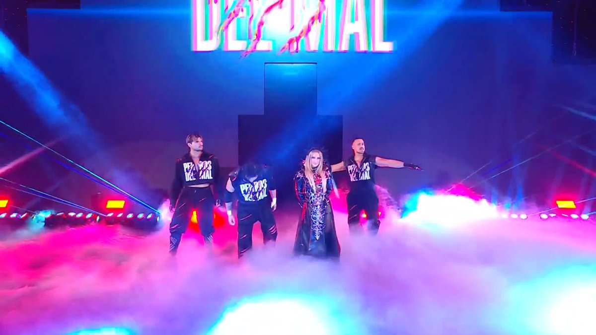 THE PERROS DEL MAL ENTRANCE WHERE THE CAMERA PANS TO ALL OF THE MEMBERS WITHOUT A SINGLE CAMERA CUT IS GREAT 🔥 #AAAtripleMania