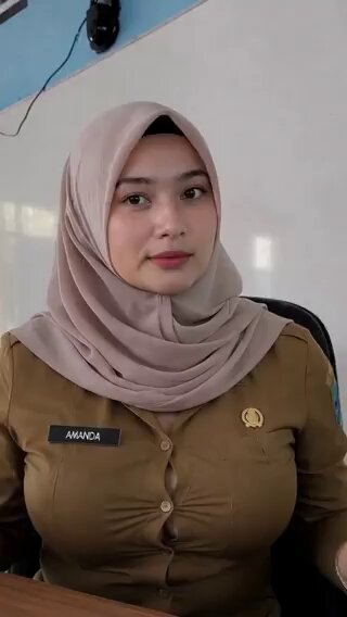 Lagi rame nih Buat konten di waktu yang luang 📁 guru muda 📁 Guru agama muda 📁 pegawai bank plecit