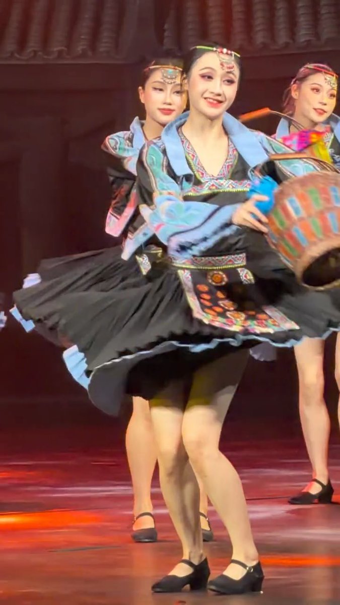 连传统文化也开始擦边了😂 不擦边没人去看