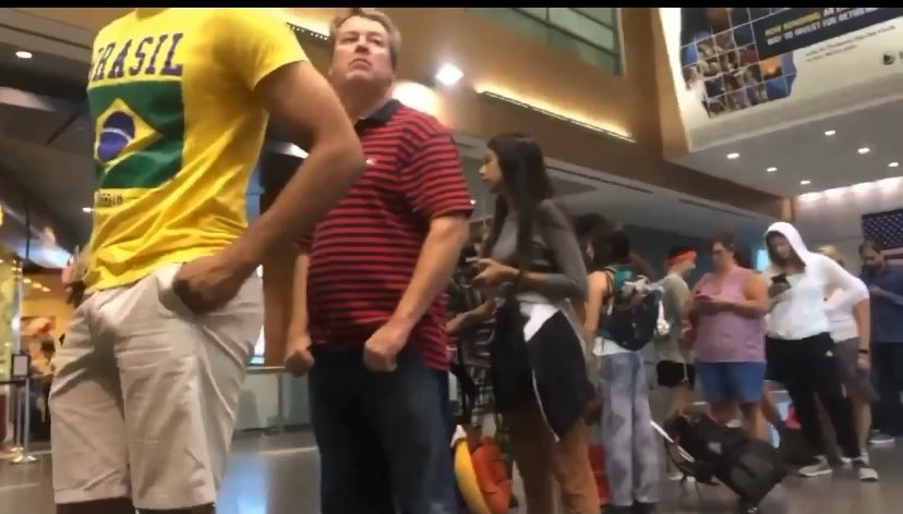 When you display bulge in public , there no way than adjusting it #bulge #freeballing #boner