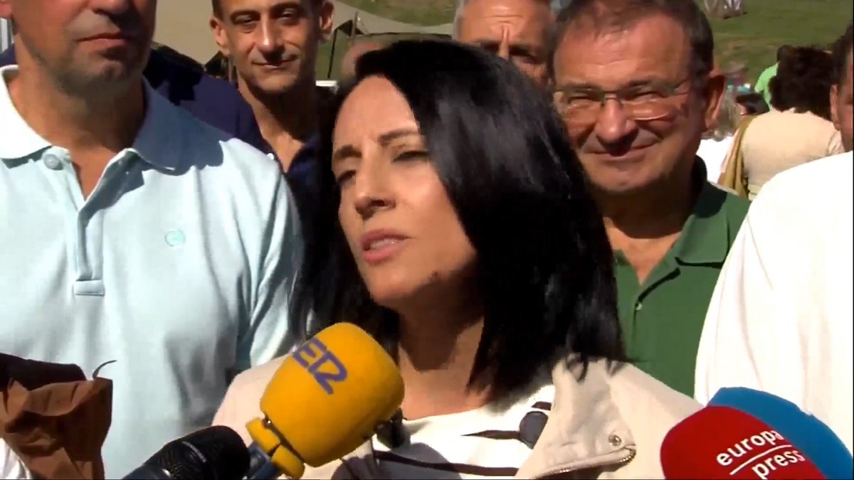 PP y Vox están eliminando derechos y todos sabemos que los derechos conquistados no son para siempre. Lo estamos viendo con la Ley de Nietos: cargando contra hijos y nietos de exiliados e intentando impedir que puedan votar, algo tan sagrado en democracia. Mientras, el PSOE está inmerso en la elección de los mejores equipos y el mejor proyecto para seguir mejorando la vida de la gente. Rebeca Torró/❤️