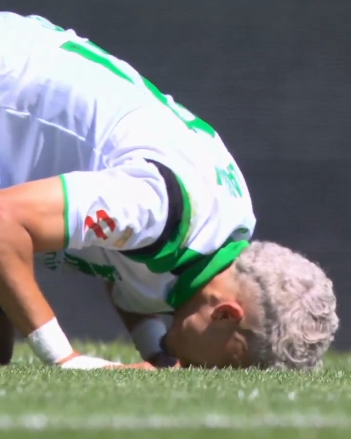 🙌 El Sardinero, a sus pies. ¡Zabiri iguala el partido para el Real Racing Club! LALIGAEASPORTS | LALIGAHighlights