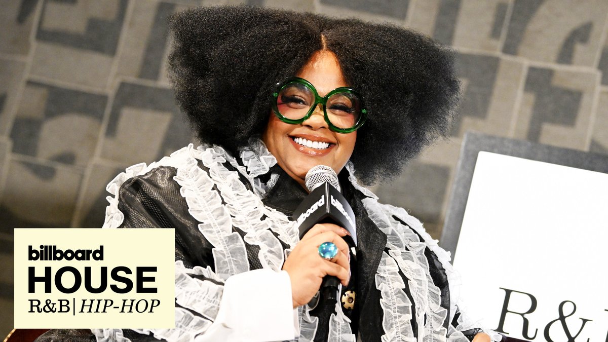 .⭐Jill Scott⭐ advocating for smaller artists 👏 She says she takes pride in paying the artists who go on tour with her during a conversation at Billboard House during Billboard’s R&amp;B/Hip-Hop Week in NYC.