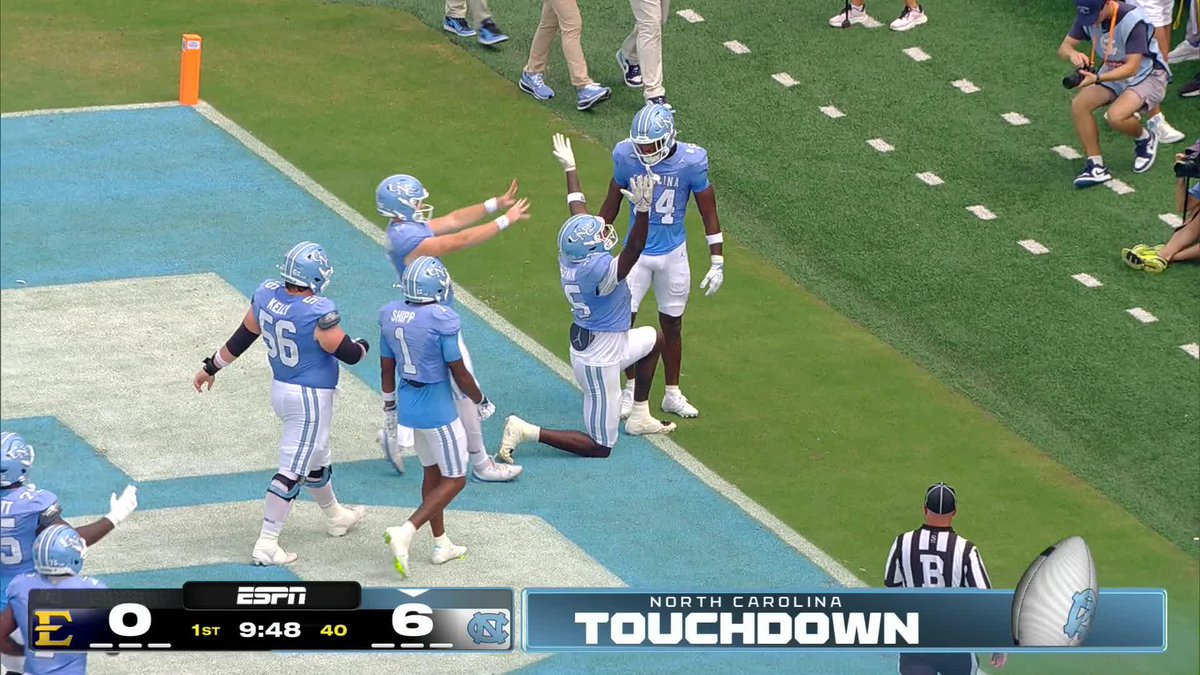 Jelani Thurman finds the endzone to put UNC on the board 😤
