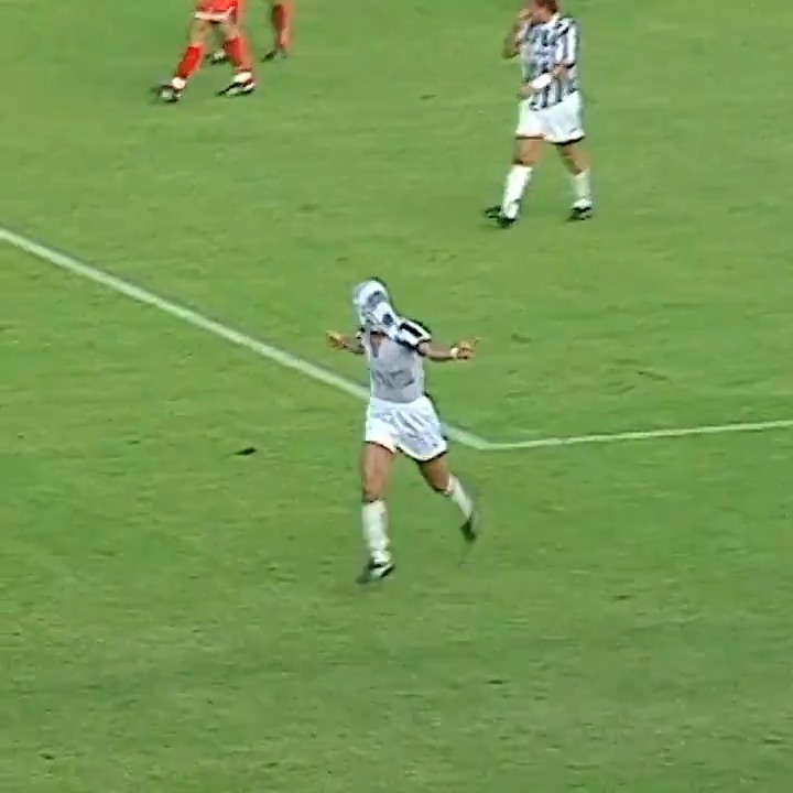 We all recreated this celebration in the 90s!