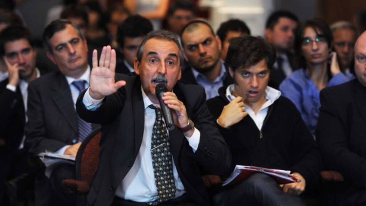🚨 ¡Último Momento! ❗ Guillermo Moreno respalda la candidatura de Kicillof para 2027. Aseguró que "le corresponde" que "es un buen pibe" y pidió a la militancia que aprenda a escribir su nombre para las pintadas.