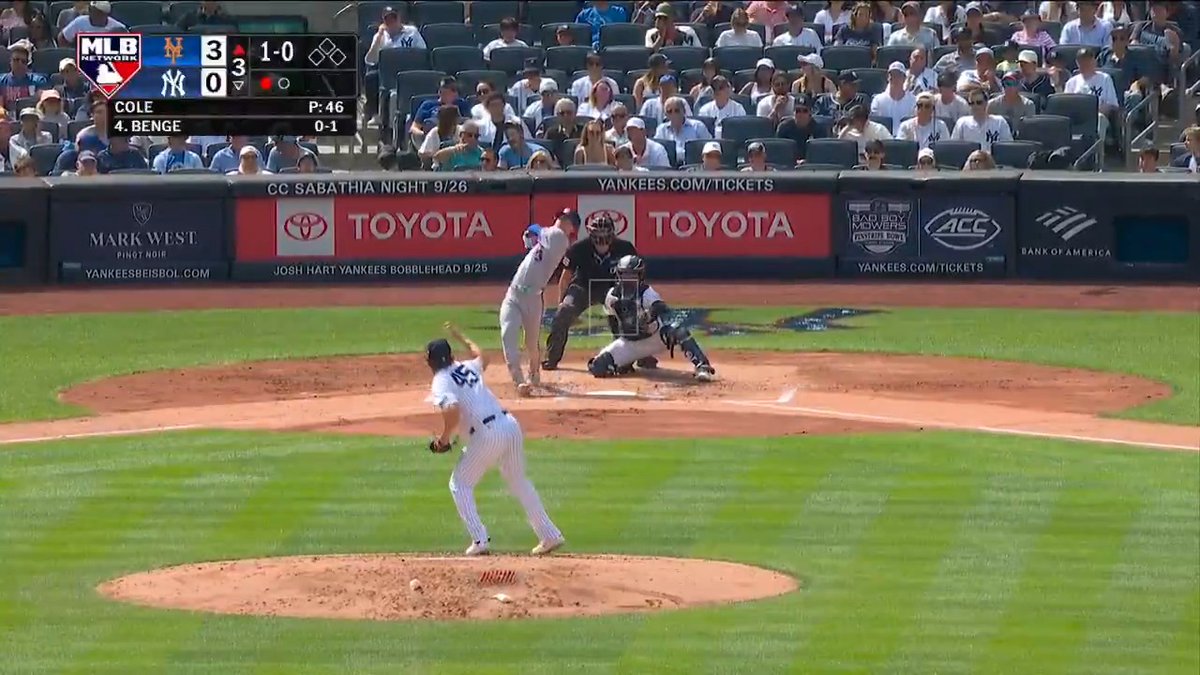 Three homers in three innings! Carson Benge gives the Mets a 4-0 lead over Gerrit Cole and the Yankees. 📺 #MLBNShowcase presented by CarShield