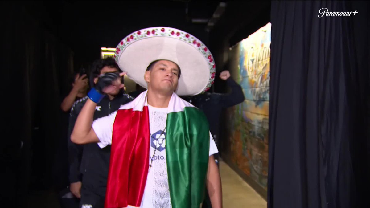 The Rosas brothers are READY TO GO 🇲🇽 📺 #NocheUFC on Paramount+