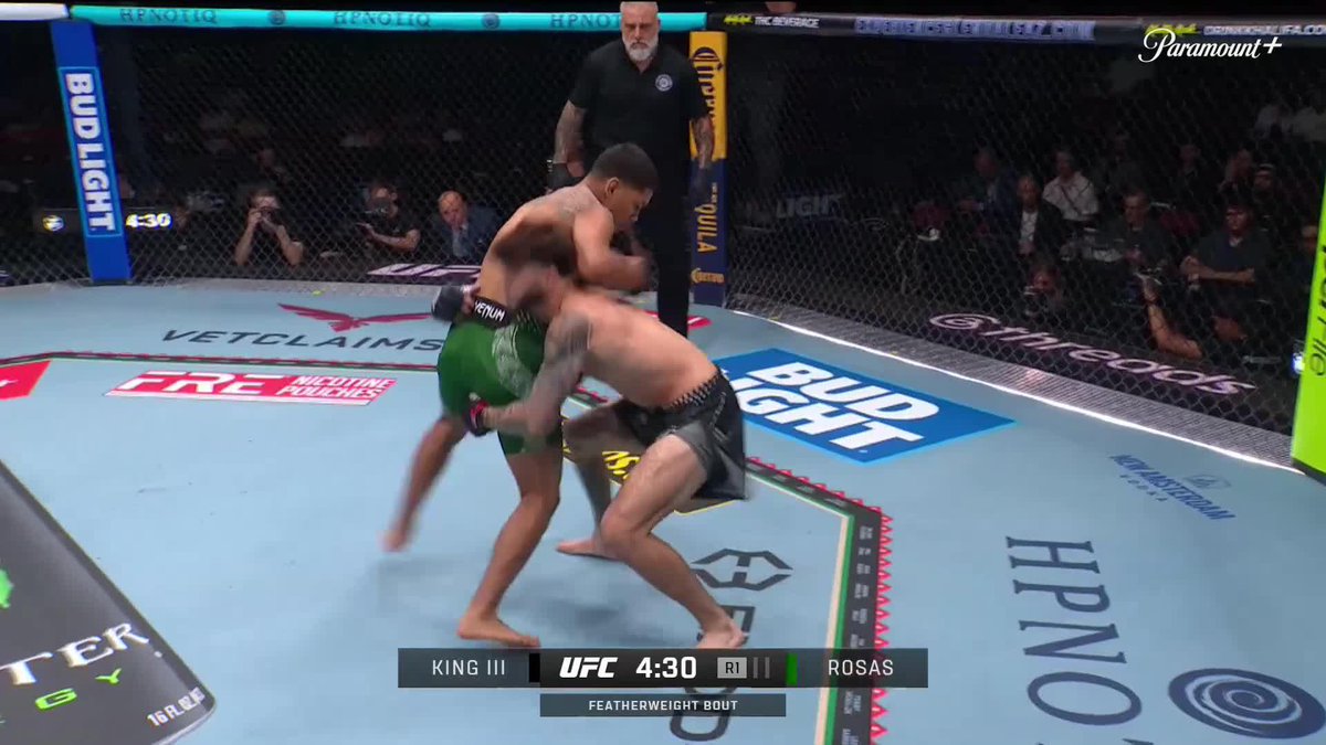 SEAN KING III WITH AN UNREAL SLAM AND KO 😳 📺 Paramount+