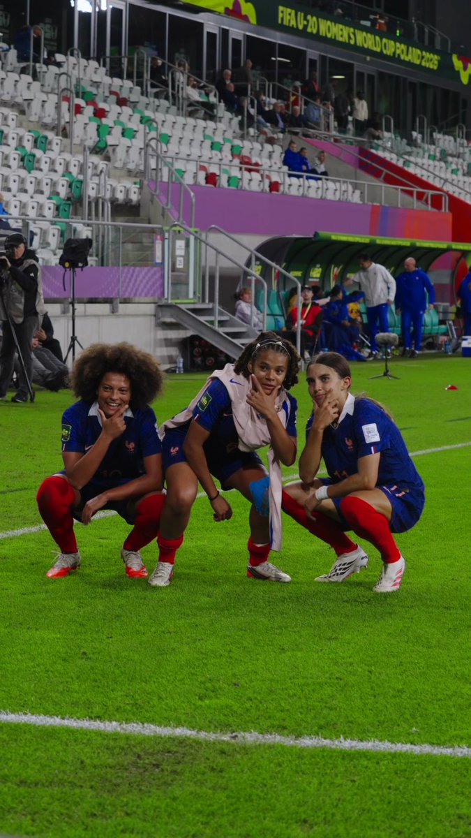 Keep ‘em guessing. 🤫🇫🇷 #U20WWC