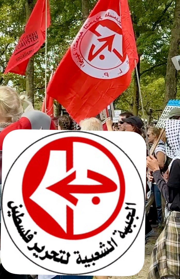 Het blijft niet alleen bij openlijke steun voor Hamas op de Klimaatmars. Vooraan in het Palestina-blok van de mars wapperde ook de rode vlag van de PFLP (Volksfront voor de Bevrijding van Palestina, terreurorganisatie volgens de EU) gewoon mee door de straten.