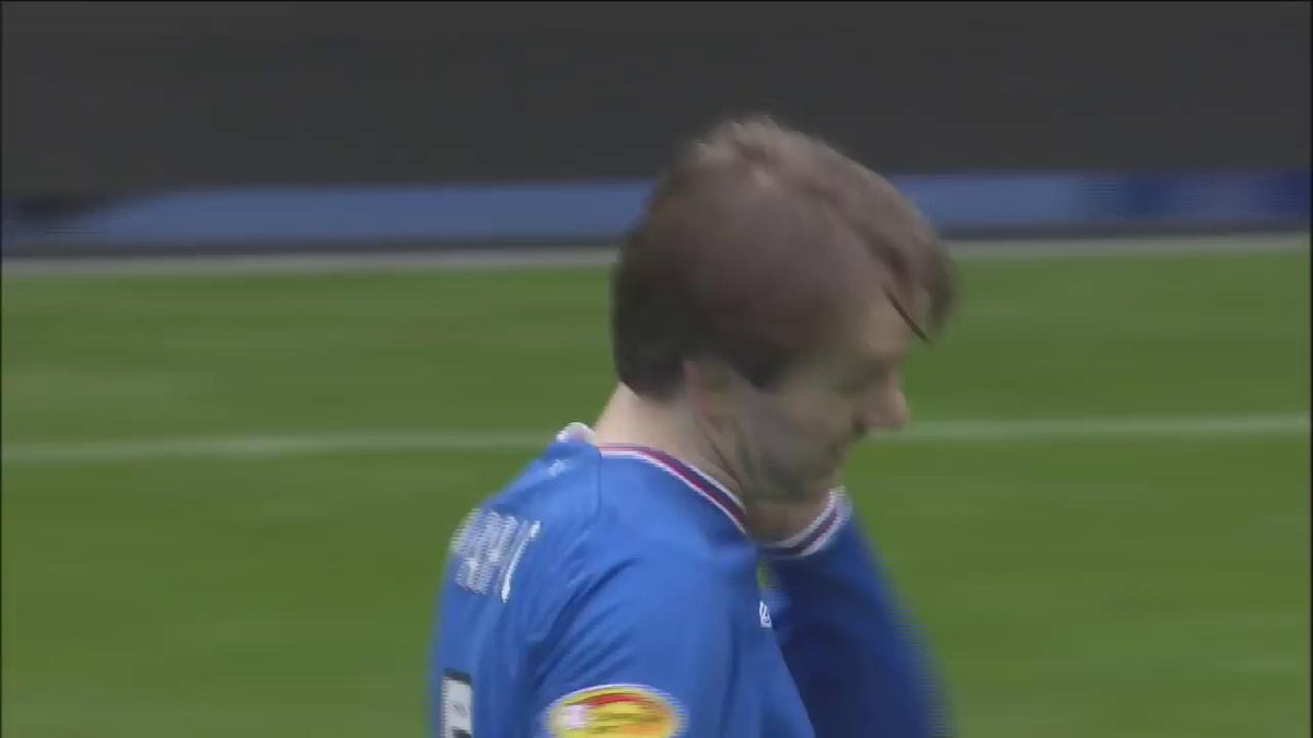 ๐คฉ Maurice Edu with the #OldFirm winner at Ibrox!