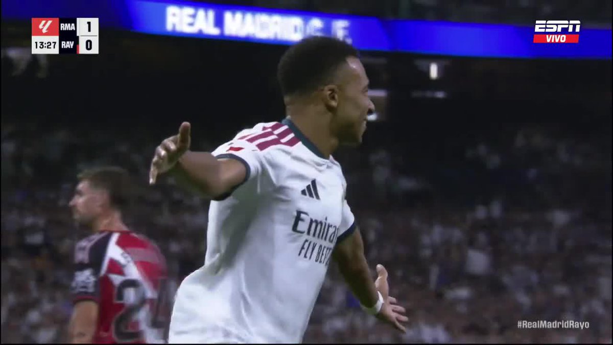 MUY TRANQUILO: Kylian Mbappรฉ engaรฑรณ a Audero y marcรณ el 1-0 de Real Madrid sobre Rayo Vallecano. ๐บ Mirรก #LaLiga por #DisneyPlus Plan Premium
