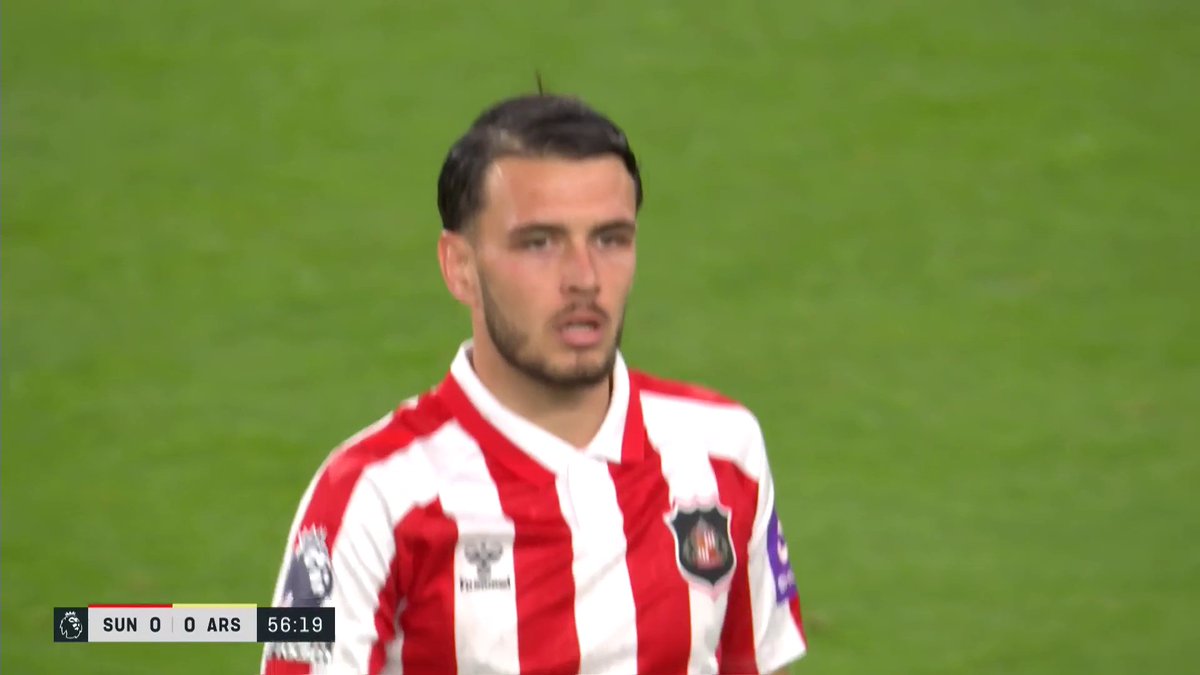 Enzo Le Fée is denied by David Raya from the spot 😳🧤 📺 Stream with TNT Sports on HBO Max