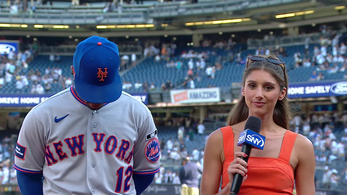 "It's unfortunate we didn't play together from the beginning of the year. A lot of us were hurt, but now we're making the most out of it." Francisco Lindor talks with @nikilattarulo after hitting two home runs in the Mets' 12-2 win over the Yankees!