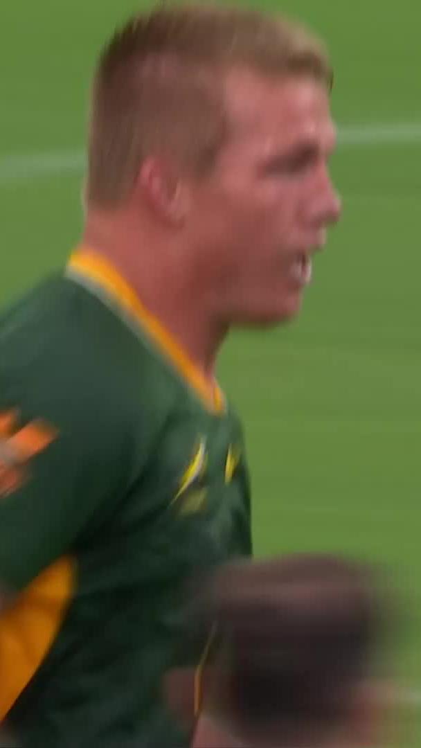 Pieter-Steph du Toit 💪 The Springboks go over for the fourth try of the day 🙌 📺 Stream #RugbysGreatestRivalry on DStv: