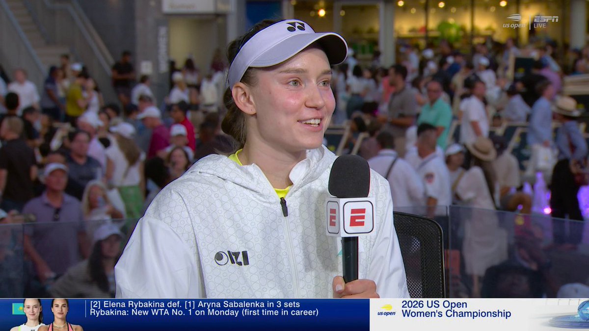 Elena Rybakina Vows to Stay World No. 1 for As Long As Possible! 🎾1⃣ The new World No. 1 and US Open champion Elena Rybakina from Kazakhstan spoke to ESPN about feeling "super happy" for her achievements, while stating that "everything can change so quick" in the sport. With that realization in mind, she also remarked, "I will try, of course, to push more and stay at the top as long as possible." 🗣️ Will Elena Rybakina manage to add to her three Grand Slam titles in 2027 and beyond? Please tell us your prediction below. 👇