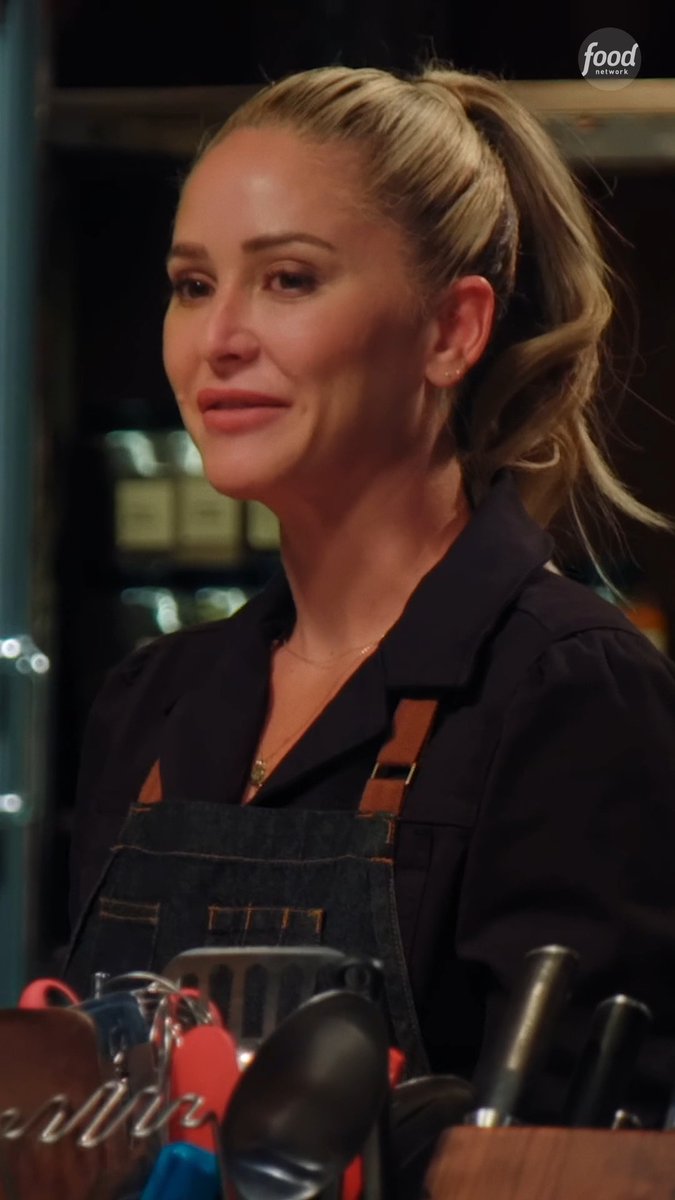 @chefbrookew's steamed clams with potatoes and chives is a remake of a dish she's *still* thinking about from Bobby's Triple Threat. Watch Brooke cook on a new episode of #BobbysTripleThreat Tuesday at 8|7c!