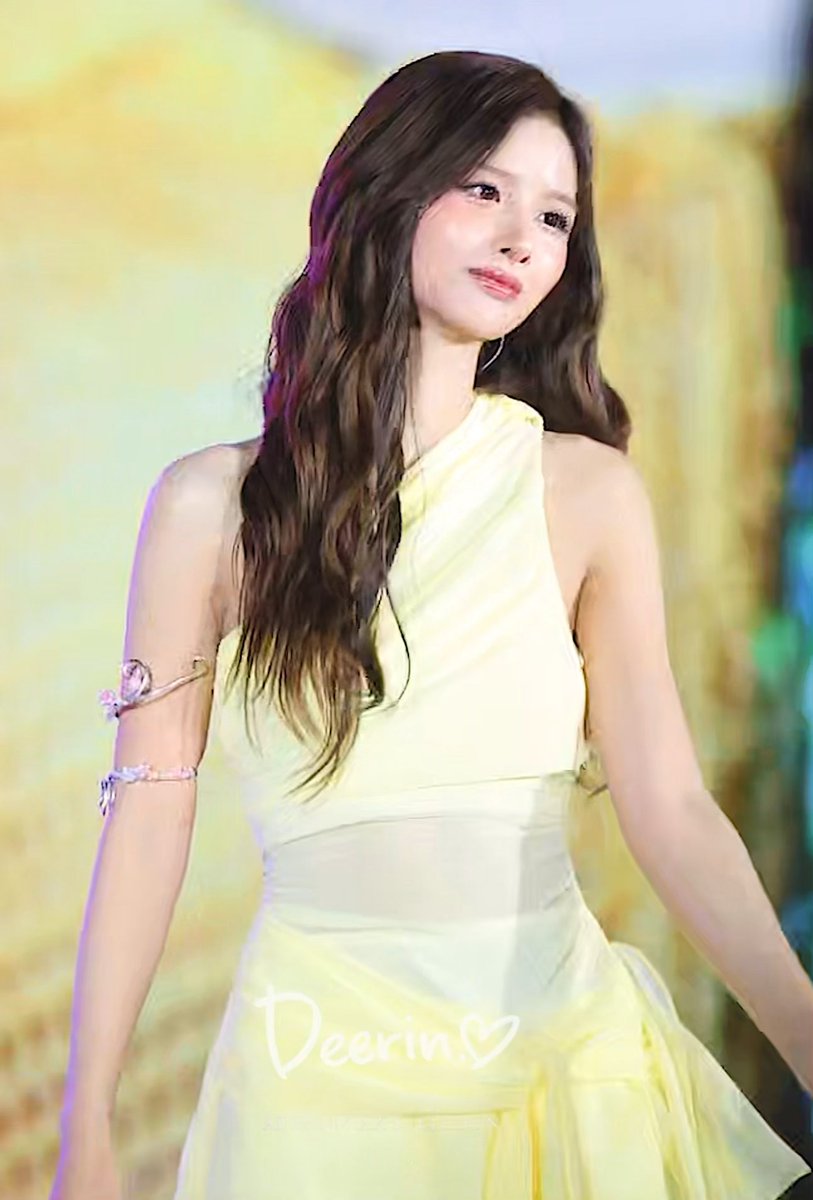 #설윤 #NMIXX #SULLYOON #엔믹스 260912 Si Antes Te Hubiera Conocido `⁽˙ᵕ˙⁾´ 🫎👸🏻🦌