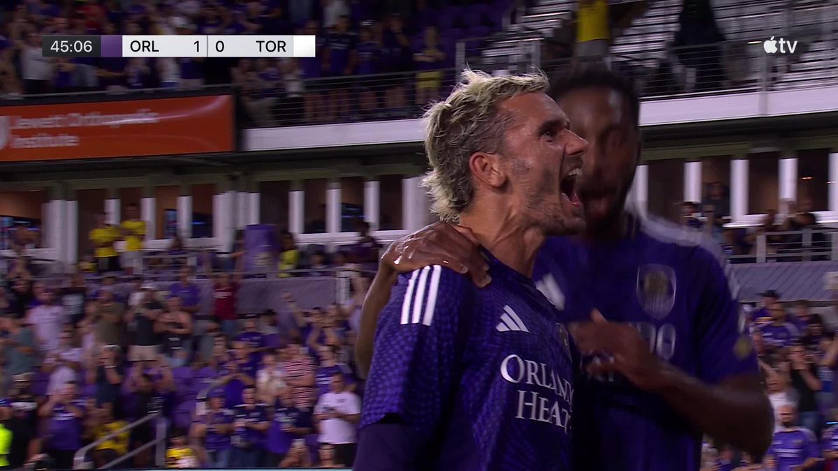 Slidding in 🛝 Antoine Griezmann boots it to the upper net to move Orlando City SC into the lead before the half! 📺 Apple TV: