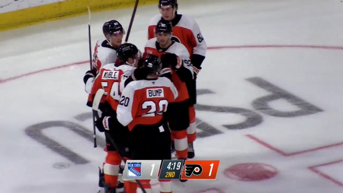 🚨 2-1! 🚨 Cole Knuble buries a beautiful feed from Alex Bump. 🤝 💻: | #LetsGoFlyers