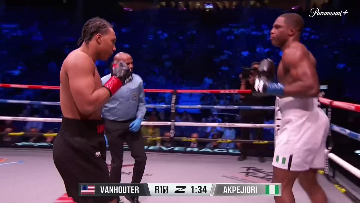 FIRST ROUND KO FOR VANHOUTER 😤 [ #GarciaBenn | LIVE on @ParamountPlus ]