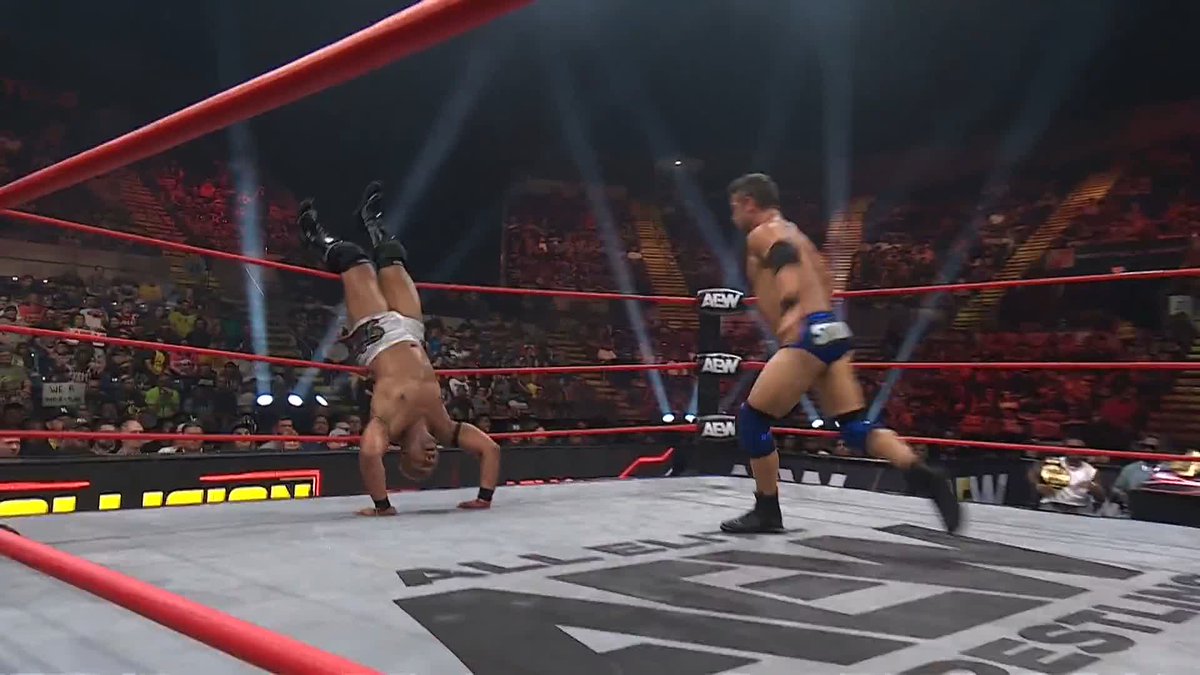That Lethal Injections reversal into a Sick Kick was NASTY #AEW #AEWCollision