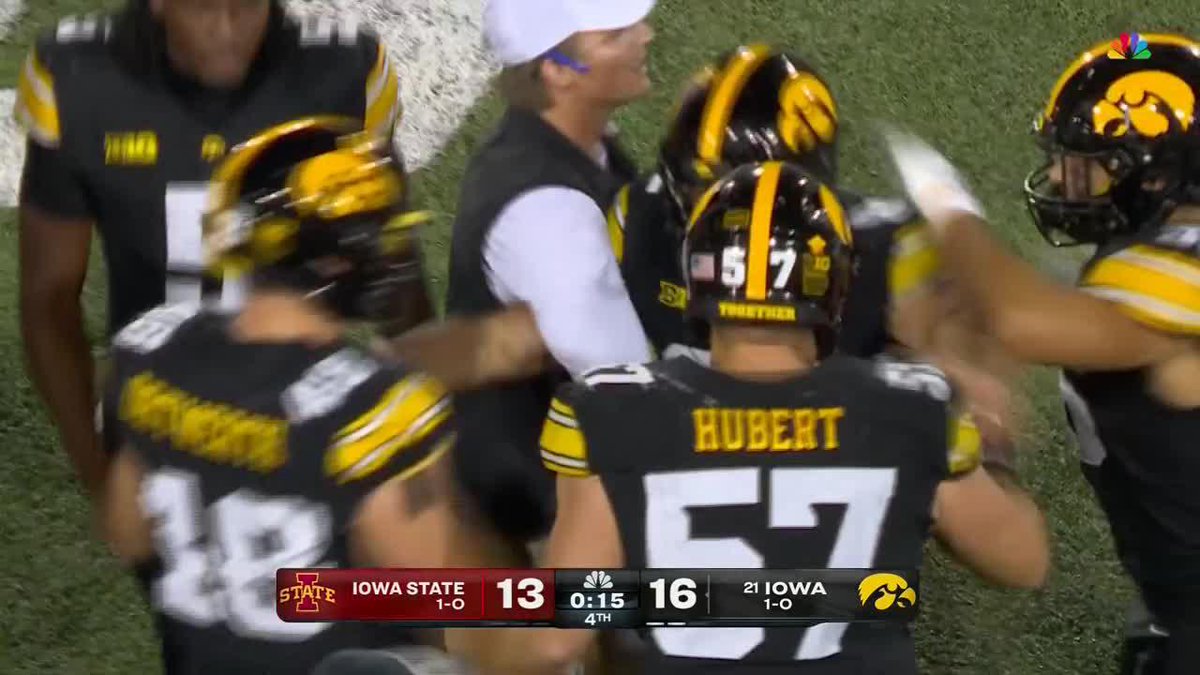 For bragging rights 👊 Caden Buhr x #Hawkeyes