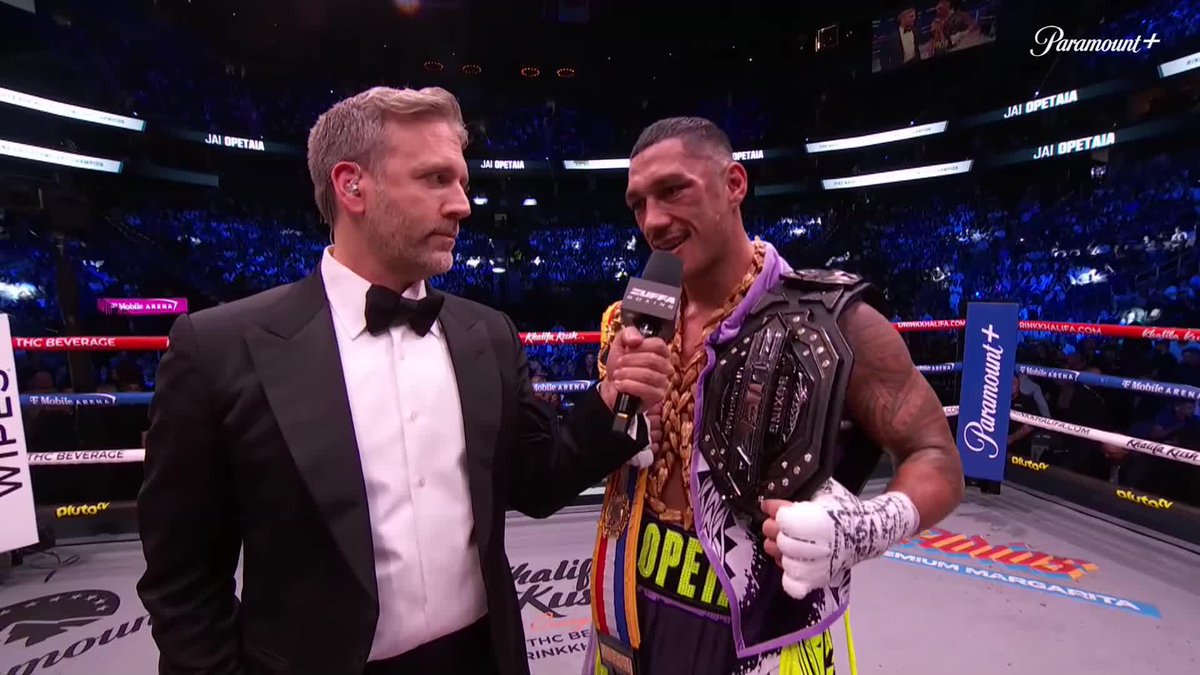 Jai Opetaia just faced off with David Benavidez after his win 👀 🗣️ Benavidez: "There can only be one monster in this weight division, and it's me." #GarciaBenn