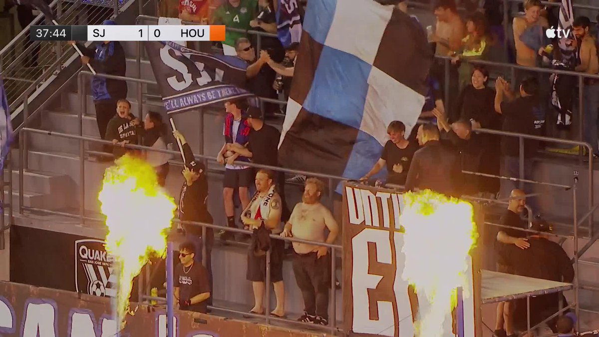 Daniel Munie opens the scoring for San Jose Earthquakes! 📺 Apple TV: