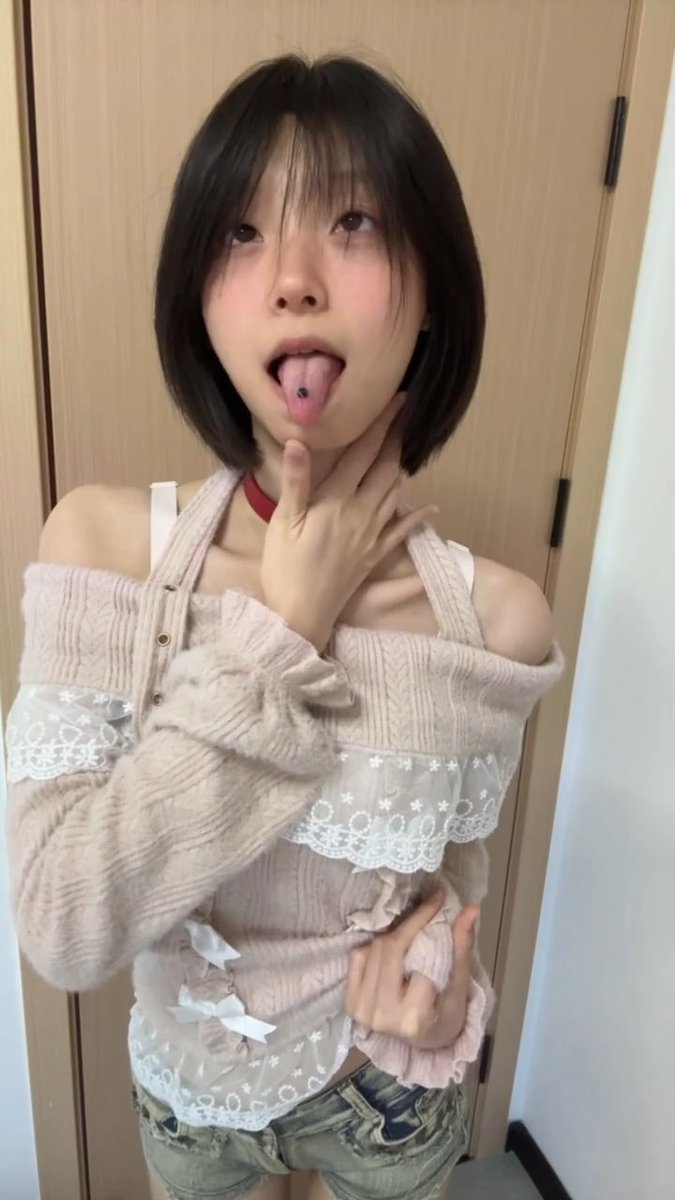 眼镜母狗才高中就玩成这样还有回头路吗 #反差 #女高 #眼睛妹
