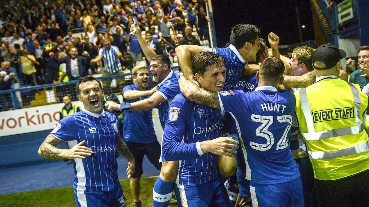 𝙊𝙣 𝙩𝙝𝙞𝙨 𝙙𝙖𝙮 𝙞𝙣 2️⃣0️⃣1️⃣6️⃣! 🗓️ Ten years ago today, Sheffield Wednesday fought back from 2-0 down to beat Bristol City 3-2 at Hillsborough in a game that had absolutely EVERYTHING, thanks to a late Kieran Lee winner! 🤩 𝙎𝘾𝙀𝙉𝙀𝙎! 🤪 #SWFC