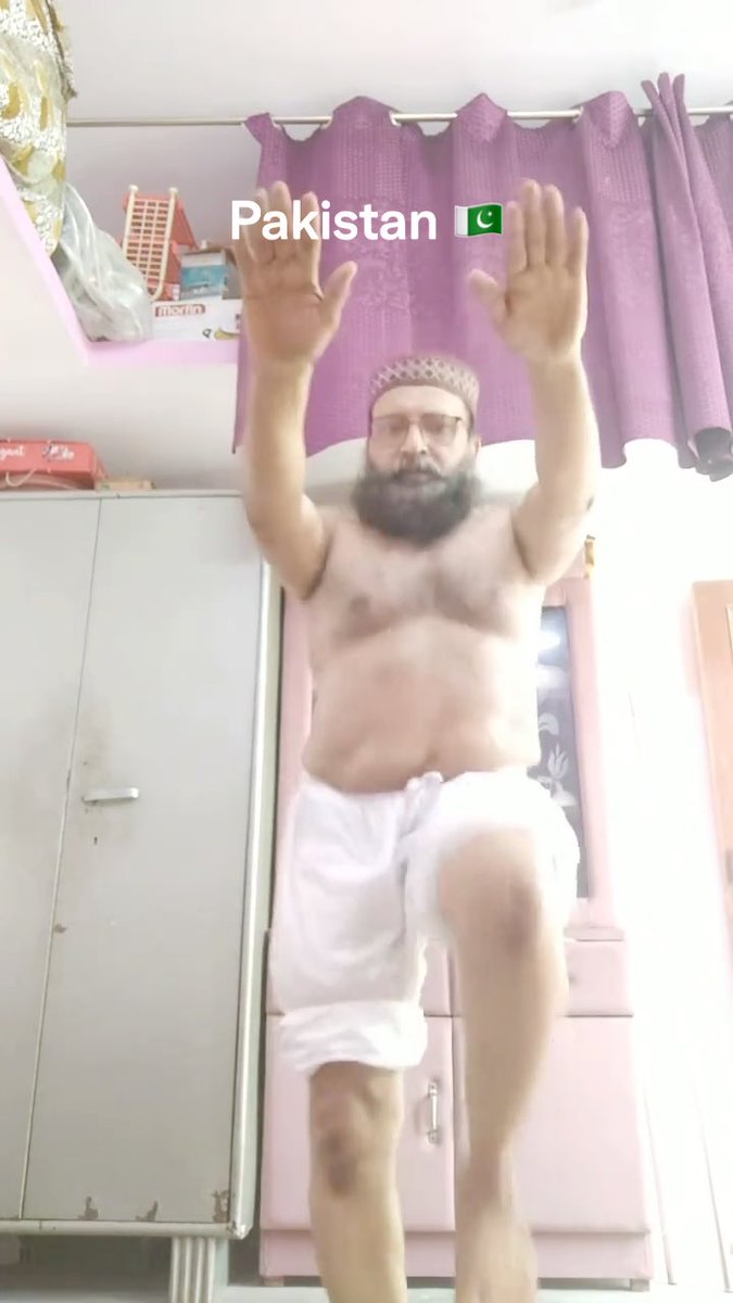 Lashkar-e-Toba training video from the Islamic Republic of Pakistan 🇵🇰 🤣😂😅
