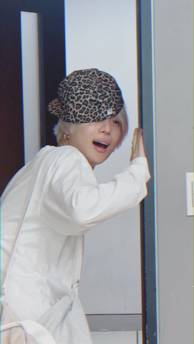 [📽️] #FLOAT &amp; #Gooey MUSIC SHOW BEHIND THE SCENES #태민 #TAEMIN #PHASE1_SoftViolence