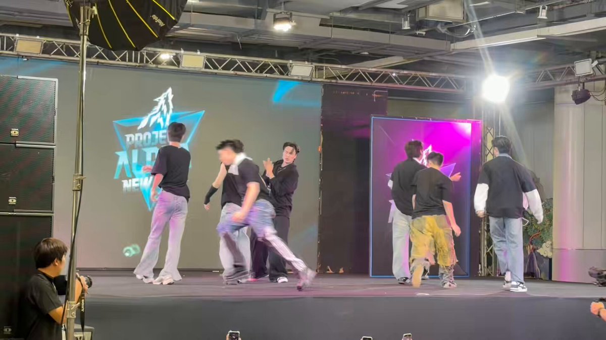 เริ่ด (SLAY) - FUTURE / ICE / LEO / MANNY / ONZEN / P / V.J. x LYKYOU LYKYOU #AlphaNewClan6thHappening #ProjectAlphaNewClan #GMMTV Forjor🐻 อภิกรีสส ไอซ์เอง LEO แมนนี่ครับ เจนลี่_บี🍯 p VJ_nopparoot